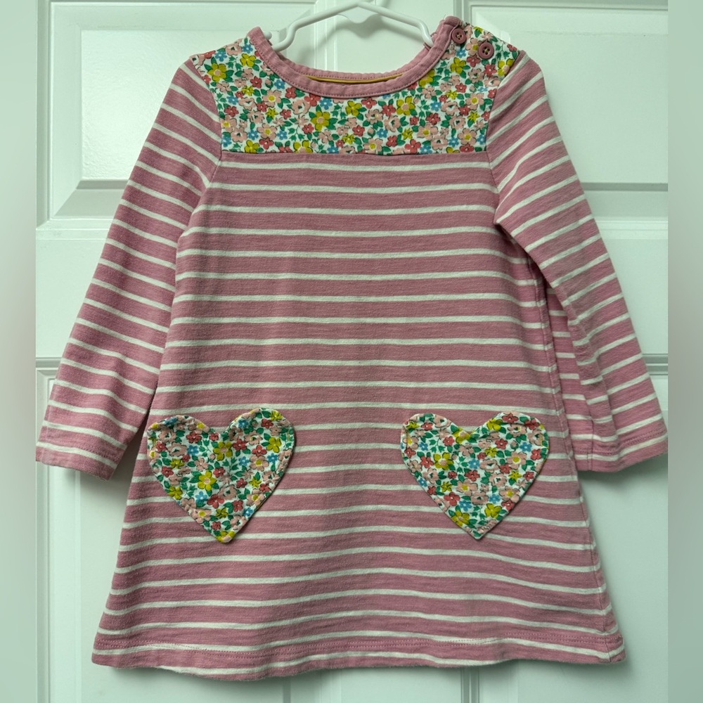 Mini Boden 2/3 tunic with heart pockets